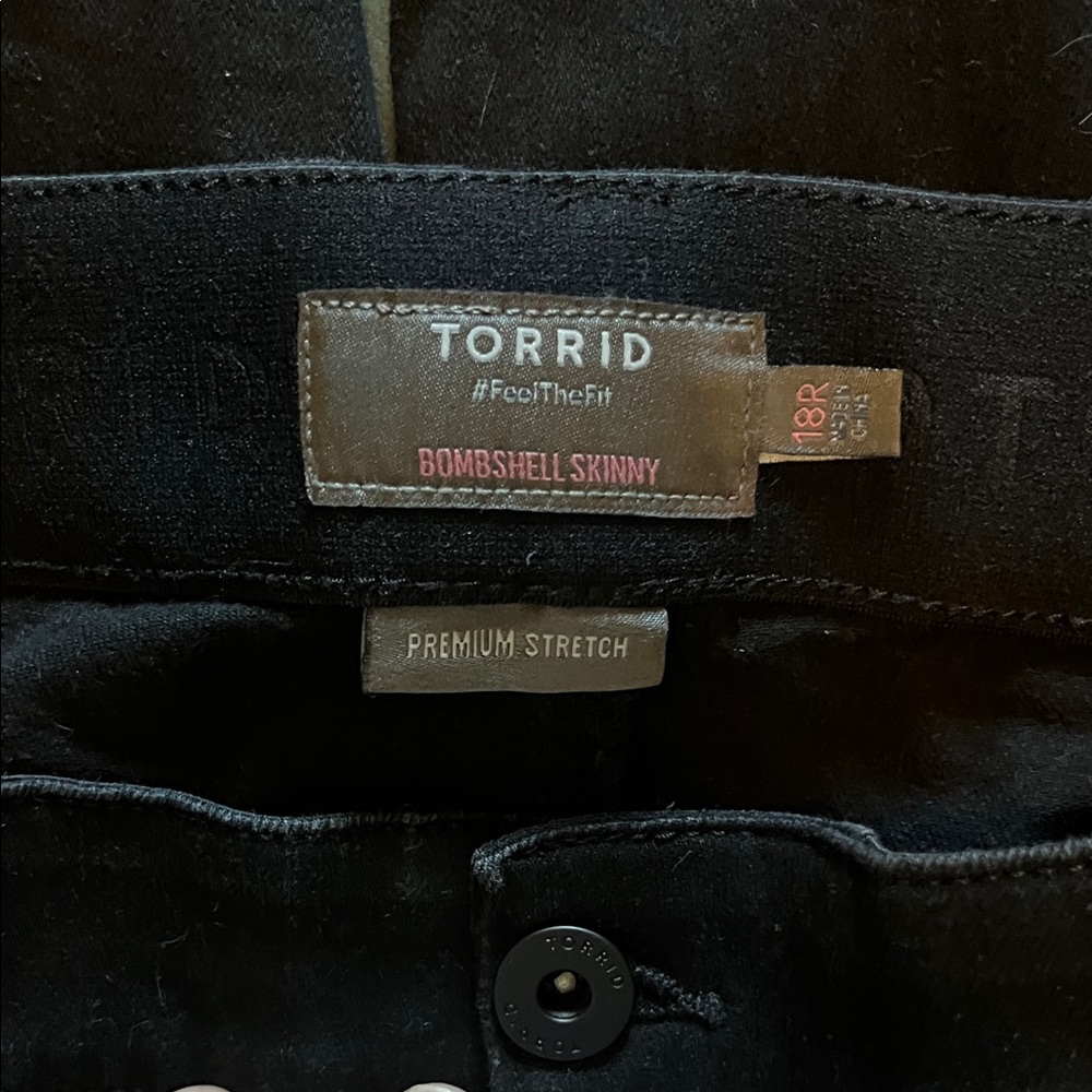 Torrid Wide Leg Black Denim Jeans - Picture 3 of 6